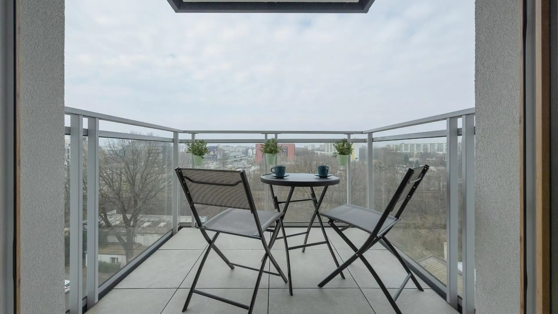 Modern & Cozy Przedmiejska Apartment In Wroclaw By Noclegi Renters