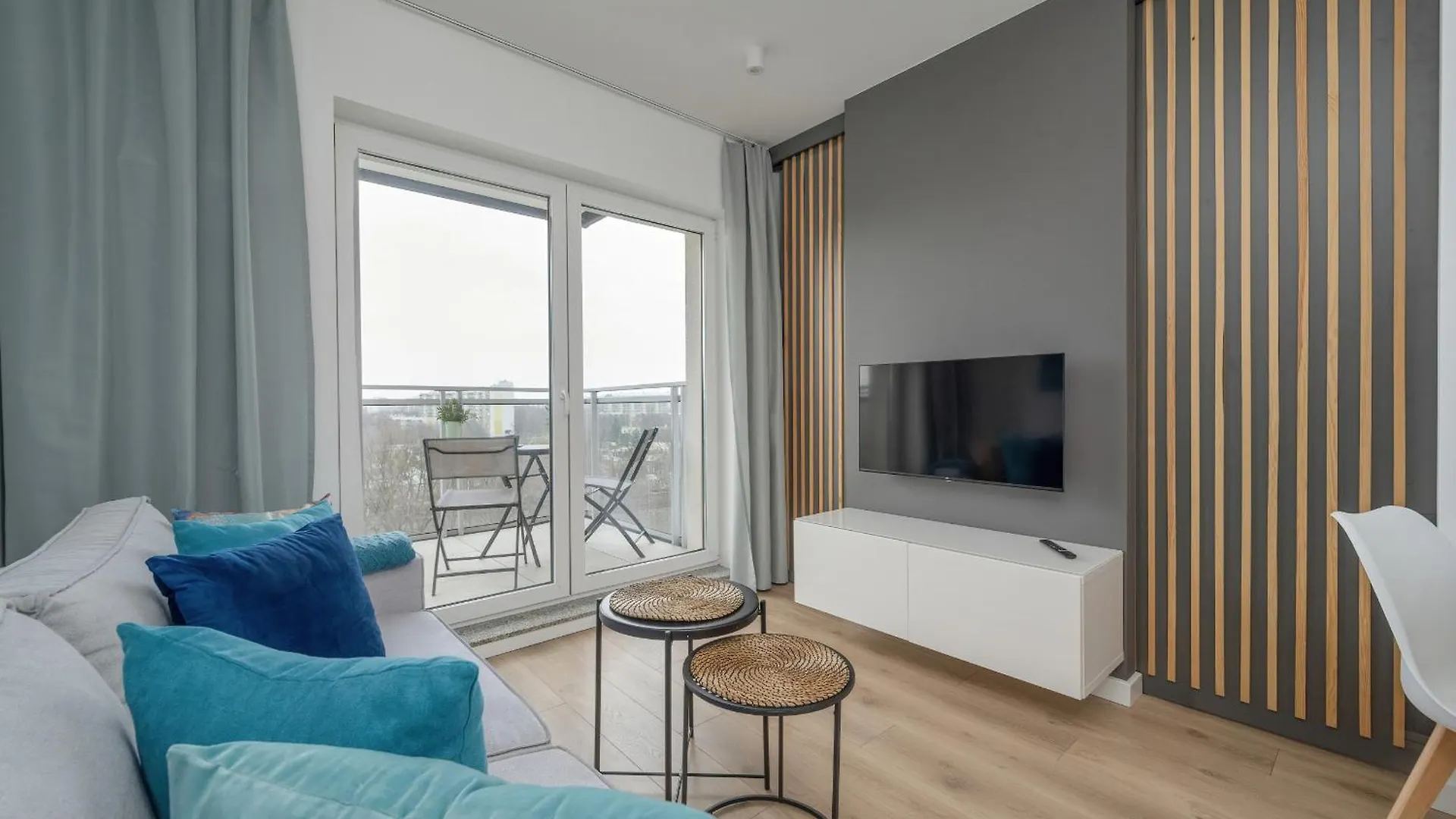 Modern & Cozy Przedmiejska Apartment In Wroclaw By Noclegi Renters 0*,  Polsko