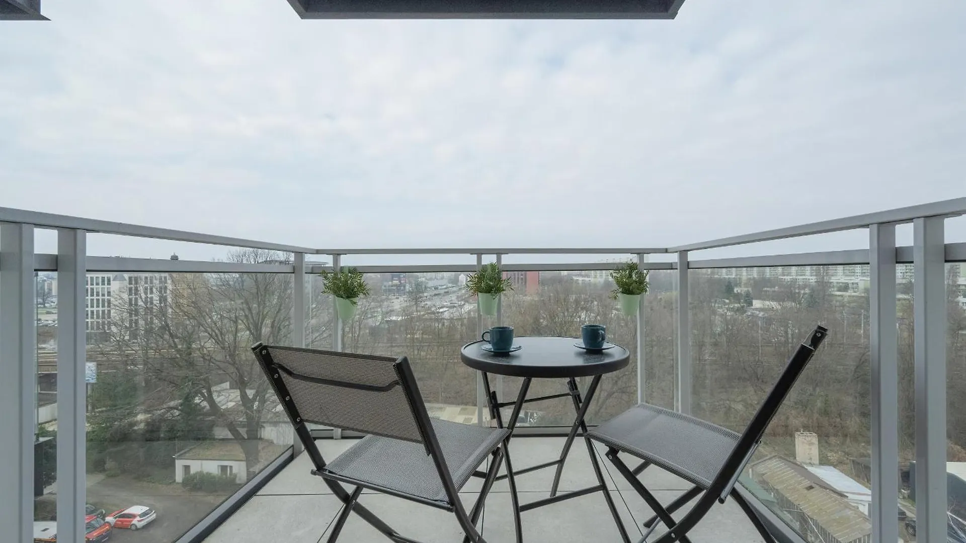 Modern & Cozy Przedmiejska Apartment In Wroclaw By Noclegi Renters